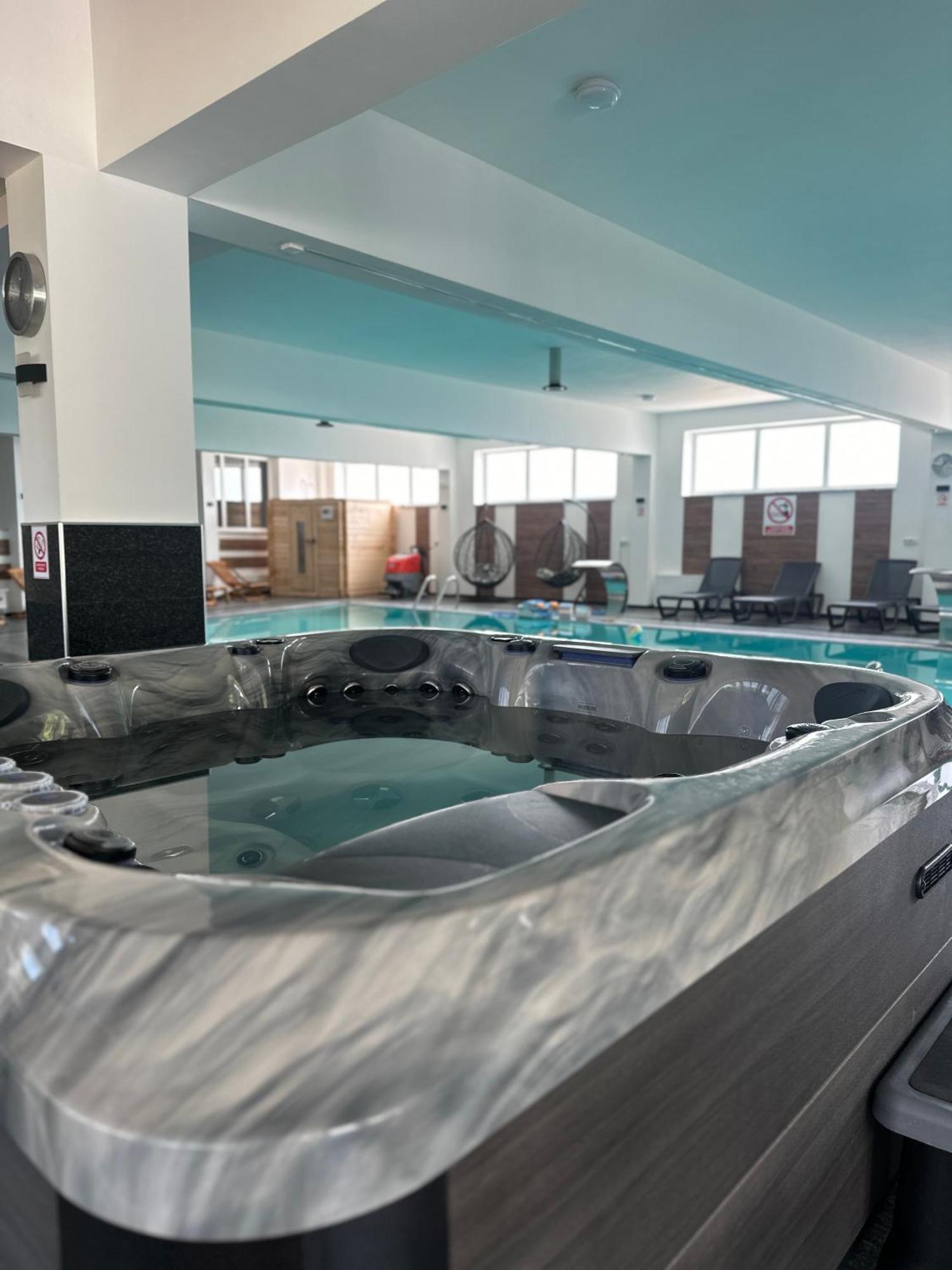 Pilot Hotel 4*